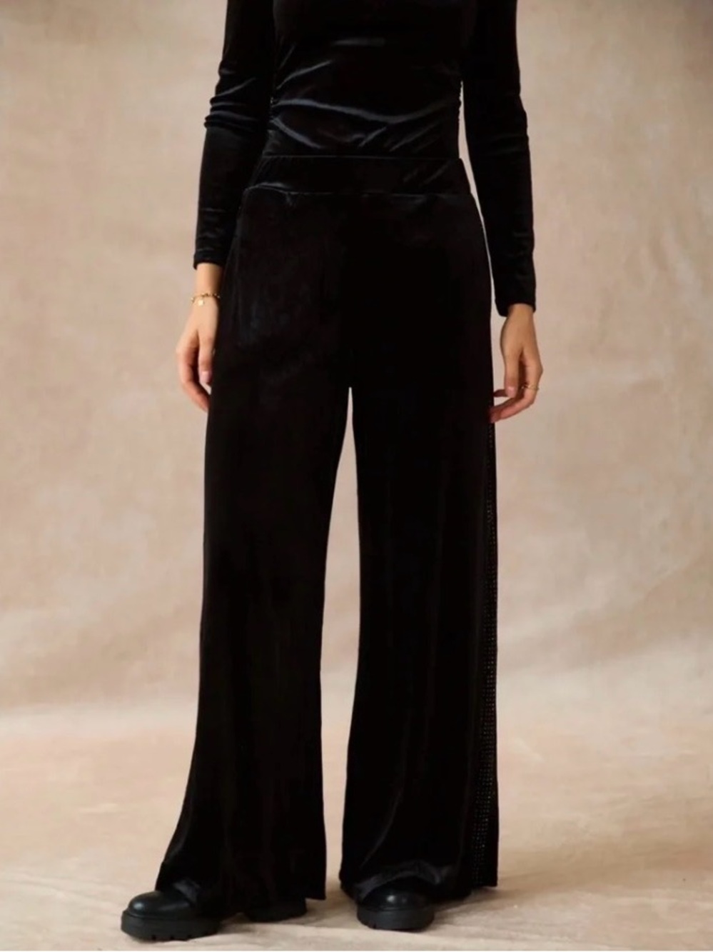JS Millenium Velvet Pants - Picture 3 of 5
